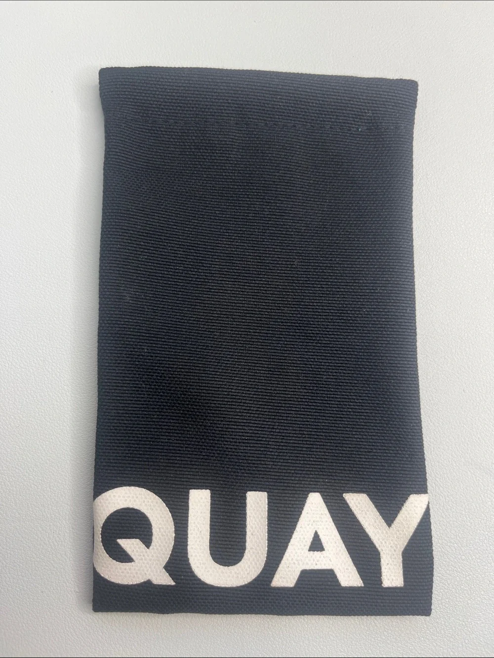 Quay Australia Black Sunglass Sleeve and Soft Pouch Set